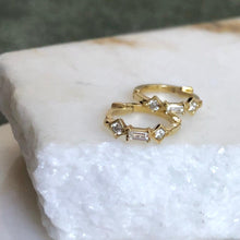 Load image into Gallery viewer, Marcel S circle earrings