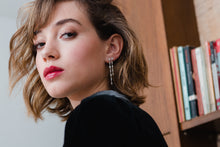 Load image into Gallery viewer, André long cascade diamond earrings