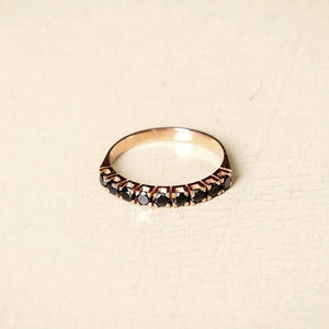 Shosh - 9 black diamonds ring