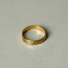 Load image into Gallery viewer, george - 14k hammered man ring
