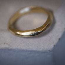 Load image into Gallery viewer, danielle - geometric hammered ring