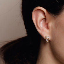 Load image into Gallery viewer, Dorié - 18k vintage hoop earrings