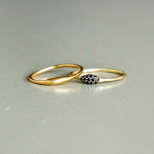 Load image into Gallery viewer, Jane - studded thin hill ring