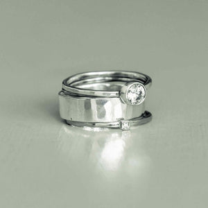 regina - hammered ring