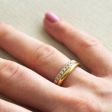 Load image into Gallery viewer, adele - perfect round gold ring
