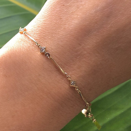 ava - 14k diamond bracelet