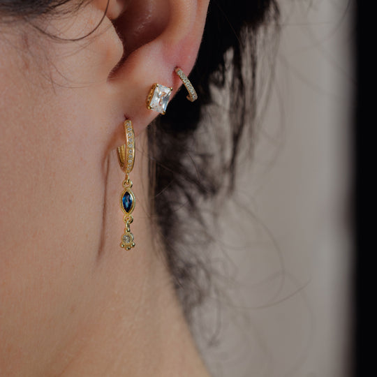 Selene - sapphires & diamonds dangle earring