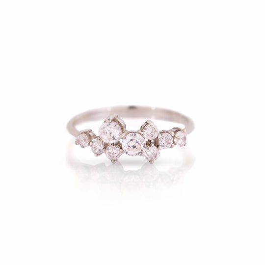 sophia - a symmetric diamond ring
