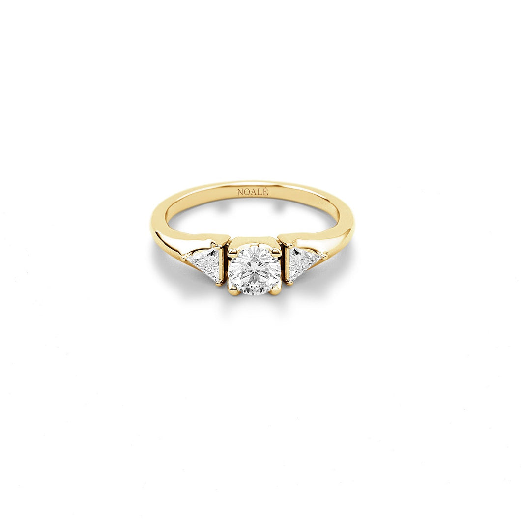 Josephine - three diamonds ring