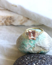 Load image into Gallery viewer, érte aquamarine &amp; diamonds ring