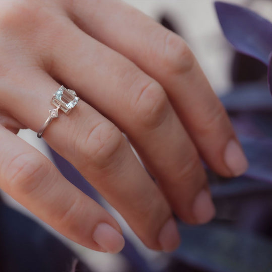 émile aquamarine & diamonds ring